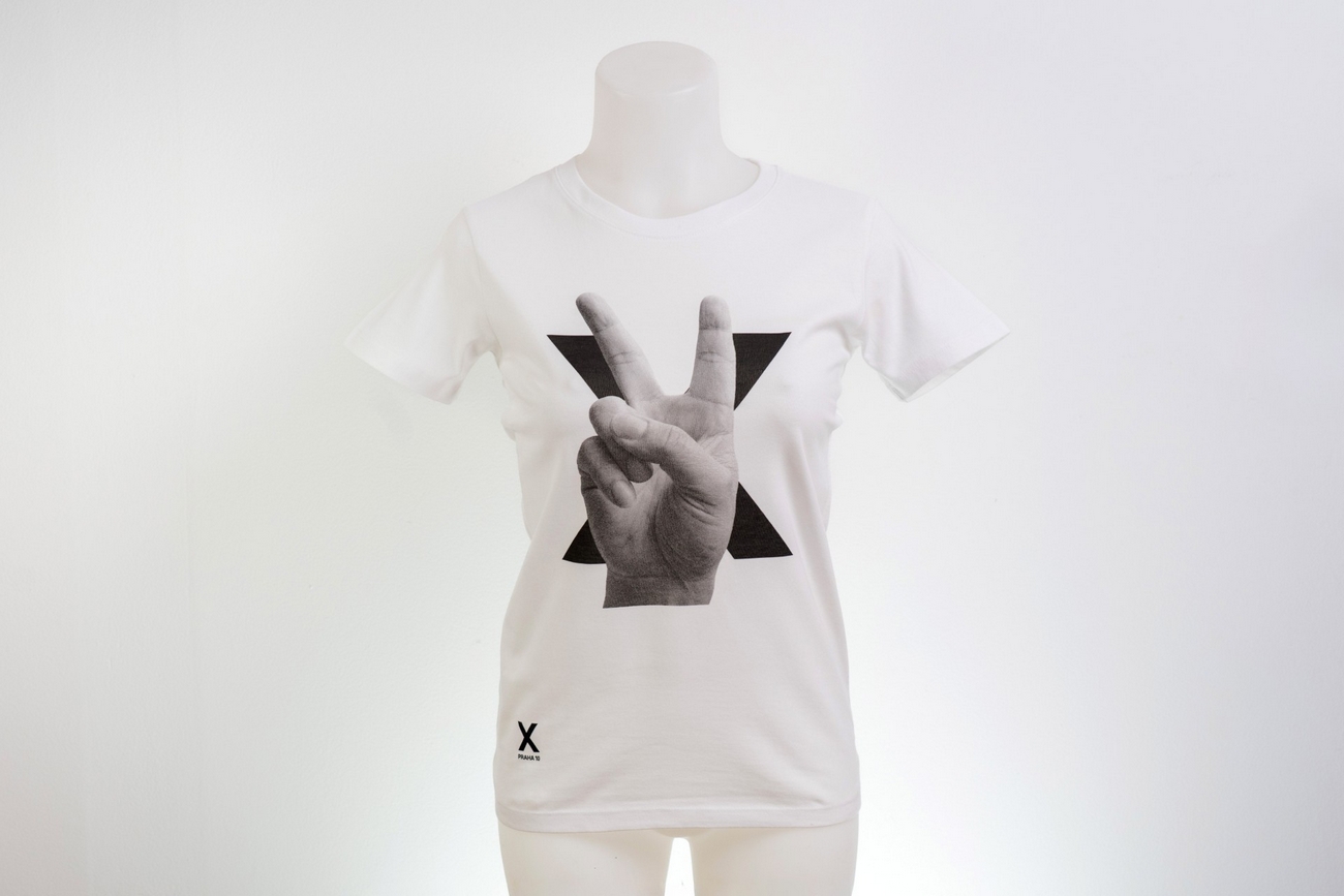 Triko dámské, bílé s potiskem Victory